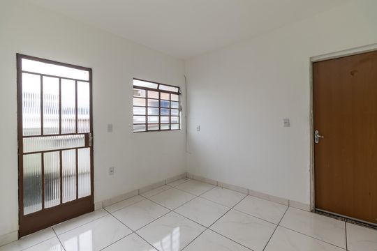 Casa para alugar com 1 quarto, 40m² em Mantiqueira, Belo Horizonte