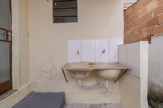 Área de Serviço de casa para alugar com 1 quarto, 40m² em Mantiqueira, Belo Horizonte