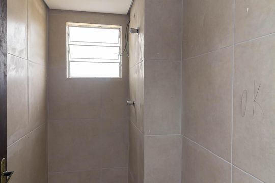 Banheiro de apartamento à venda com 2 quartos, 39m² em Vila Minerva, São Paulo