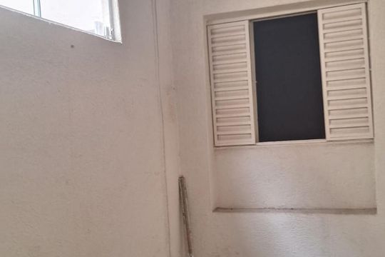 Área externa de casa à venda com 2 quartos, 393m² em Piqueri, São Paulo