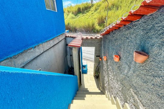 Área externa de casa para alugar com 2 quartos, 70m² em Dom Bosco, Belo Horizonte