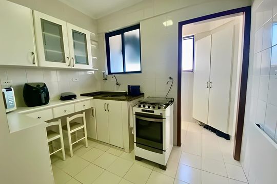 Cozinha de apartamento para alugar com 1 quarto, 57m² em Ponta da Praia, Santos