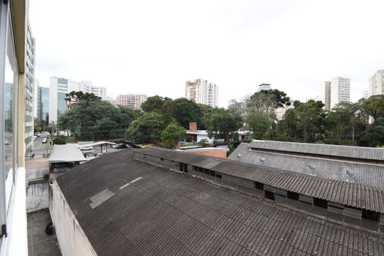 Vista da Sala de apartamento para alugar com 1 quarto, 89m² em Centro Cívico, Curitiba