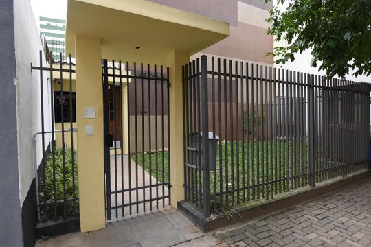 Fachada de apartamento para alugar com 1 quarto, 89m² em Centro Cívico, Curitiba
