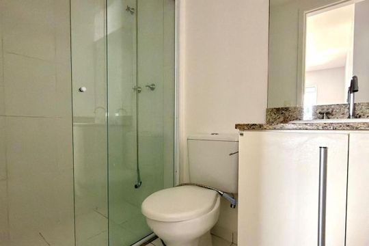 Apartamento para alugar com 2 quartos, 69m² em Empresarial 18 do Forte, Barueri