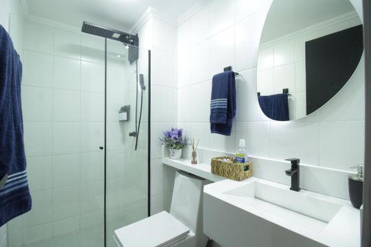 Banheiro de apartamento para alugar com 1 quarto, 26m² em Água Branca, São Paulo