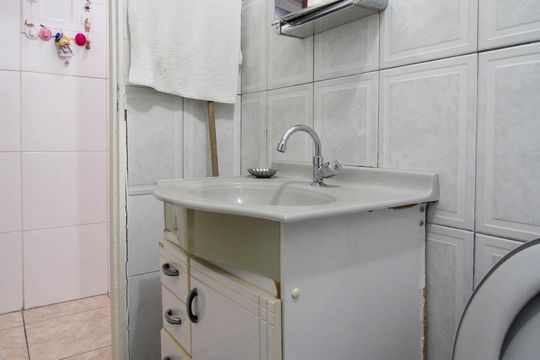 Banheiro de casa à venda com 3 quartos, 100m² em Jardim Umarizal, São Paulo