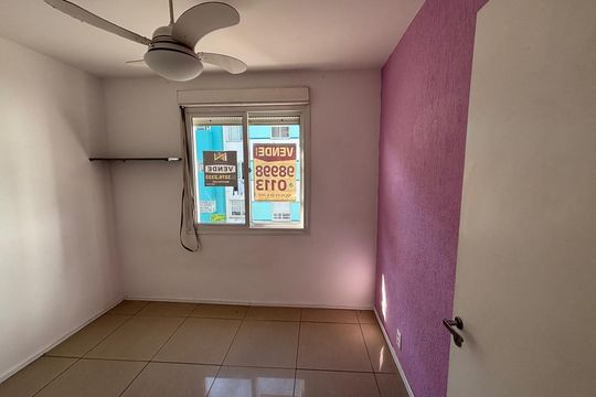 Quarto 1 de apartamento para alugar com 2 quartos, 60m² em Morro Santana, Porto Alegre