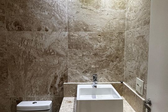 Banheiro da Suíte 3 de apartamento à venda com 3 quartos, 163m² em Vila Gilda, Santo André