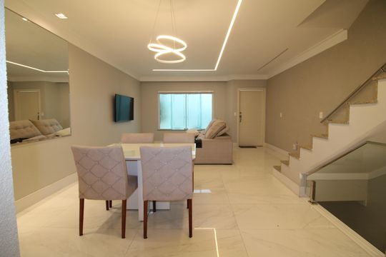 Sala de casa de condomínio à venda com 4 quartos, 289m² em Jardim São Paulo, São Paulo