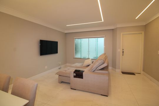 Sala de casa de condomínio à venda com 4 quartos, 289m² em Jardim São Paulo, São Paulo