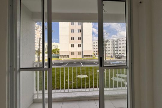 Varanda de apartamento para alugar com 3 quartos, 57m² em Recreio dos Bandeirantes, Rio de Janeiro