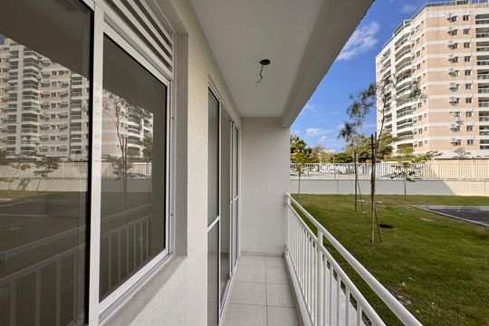 Varanda de apartamento para alugar com 3 quartos, 57m² em Recreio dos Bandeirantes, Rio de Janeiro