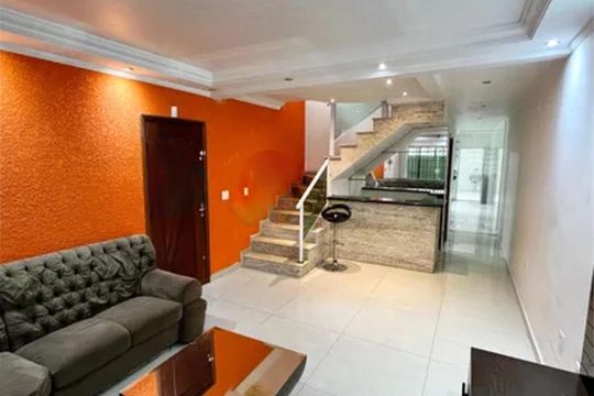 Casa à venda com 3 quartos, 241m² em Parque Nações Unidas, São Paulo