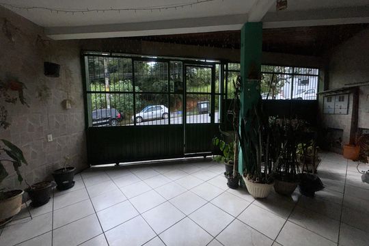 Garagem de casa à venda com 3 quartos, 199m² em Parque Viana, Barueri