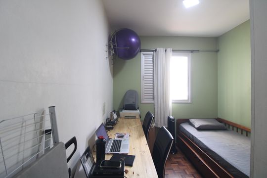Quarto 2 de apartamento à venda com 2 quartos, 48m² em Jardim Sabara, São Paulo