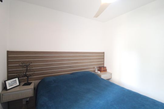 Quarto 1 de apartamento à venda com 2 quartos, 48m² em Jardim Sabara, São Paulo