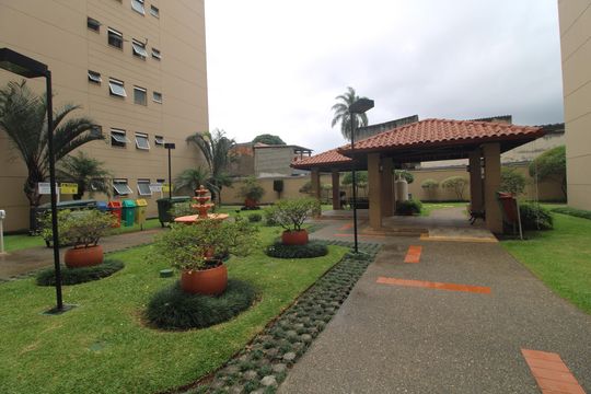 Área comum de apartamento à venda com 2 quartos, 48m² em Jardim Sabara, São Paulo