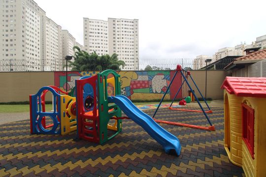Playground de apartamento à venda com 2 quartos, 48m² em Jardim Sabara, São Paulo