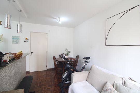 Sala de apartamento à venda com 2 quartos, 48m² em Jardim Sabara, São Paulo