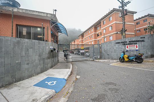 Fachada de apartamento à venda com 2 quartos, 58m² em Ferrazópolis, São Bernardo do Campo