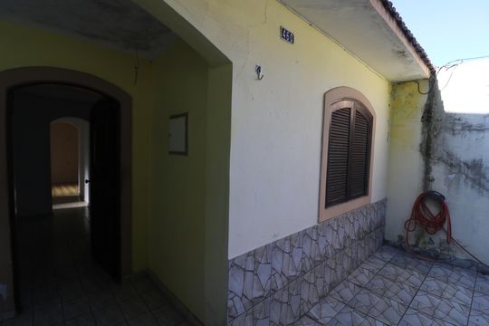Fachada de casa para alugar com 2 quartos, 88m² em Jardim Egle, São Paulo