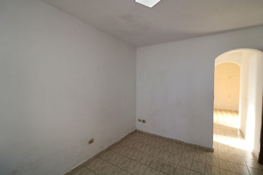 Sala de casa para alugar com 2 quartos, 88m² em Jardim Egle, São Paulo