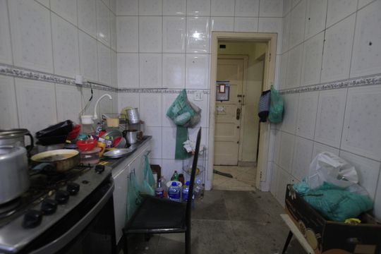 Cozinha de apartamento à venda com 1 quarto, 77m² em Sé, São Paulo