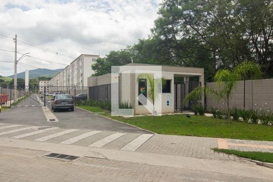 Área externa de apartamento para alugar com 2 quartos, 45m² em Campo Grande, Rio de Janeiro
