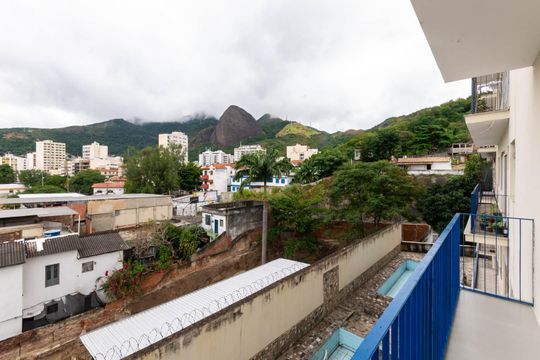 Varanda Quarto 1 de apartamento à venda com 2 quartos, 64m² em Grajaú, Rio de Janeiro