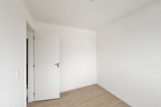 Quarto de apartamento à venda com 1 quarto, 35m² em Vila Santa Delfina, São Paulo