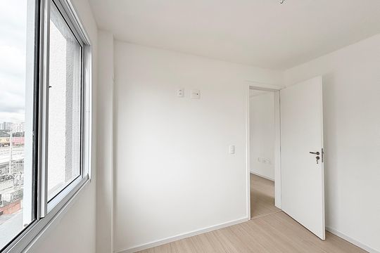 Quarto de apartamento à venda com 1 quarto, 35m² em Vila Santa Delfina, São Paulo