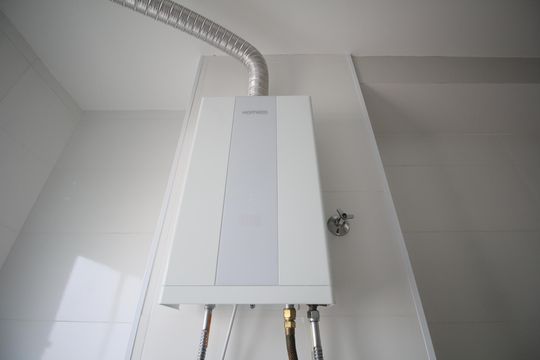 Cozinha de apartamento à venda com 2 quartos, 41m² em Parque Arariba, São Paulo