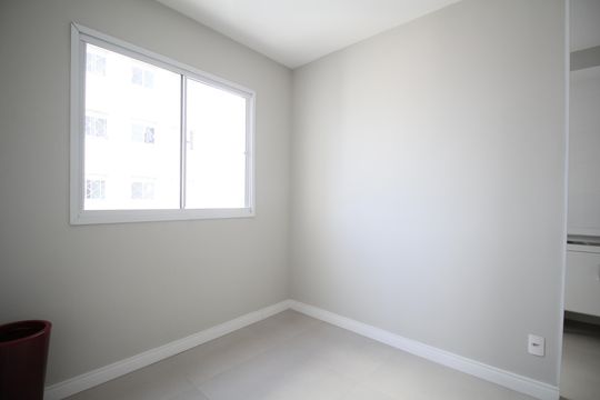 Sala de apartamento à venda com 2 quartos, 41m² em Parque Arariba, São Paulo