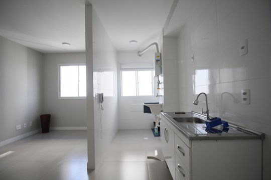 Cozinha de apartamento à venda com 2 quartos, 41m² em Parque Arariba, São Paulo