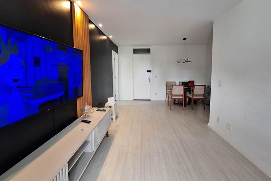 Sala de apartamento à venda com 2 quartos, 90m² em Vital Brasil, Niterói