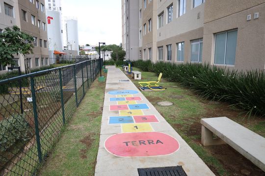 Apartamento para alugar com 2 quartos, 40m² em Veleiros, São Paulo