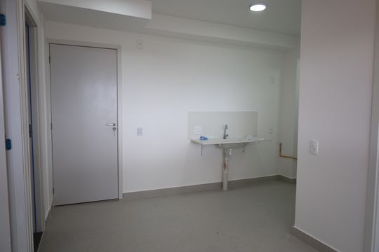 Apartamento para alugar com 2 quartos, 40m² em Veleiros, São Paulo