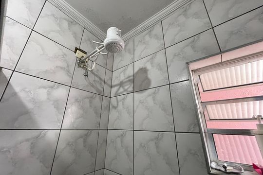 Banheiro 2 de casa à venda com 3 quartos, 94m² em Jaguaré, São Paulo