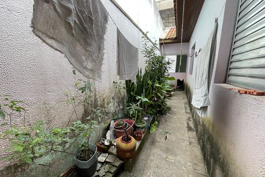 Quintal de casa à venda com 3 quartos, 94m² em Jaguaré, São Paulo