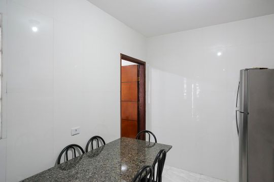 Cozinha de casa à venda com 2 quartos, 63m² em Nova Gerti, São Caetano do Sul
