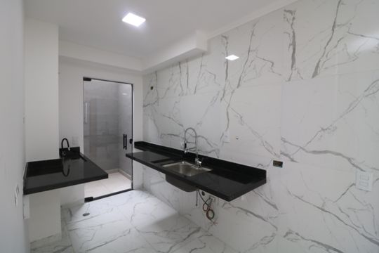 Cozinha de apartamento para alugar com 2 quartos, 40m² em Vila Celeste, São Paulo