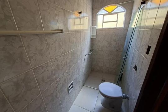 Casa para alugar com 4 quartos, 50m² em Presidente Roosevelt, Uberlândia