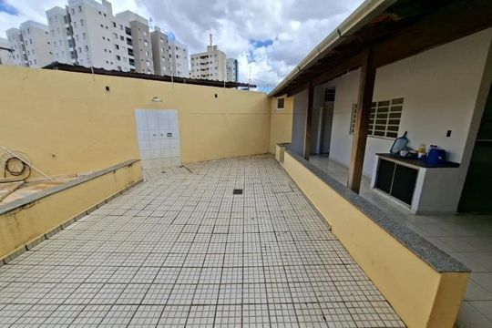 Casa para alugar com 4 quartos, 50m² em Presidente Roosevelt, Uberlândia