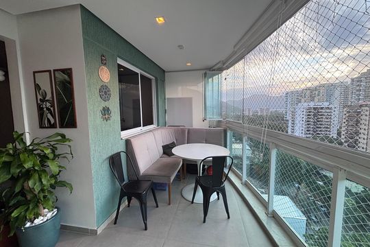 Varanda de apartamento à venda com 3 quartos, 80m² em Barra da Tijuca, Rio de Janeiro