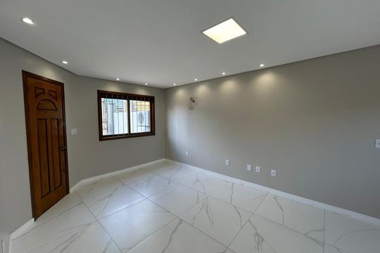Casa à venda com 3 quartos, 100m² em Harmonia, Canoas