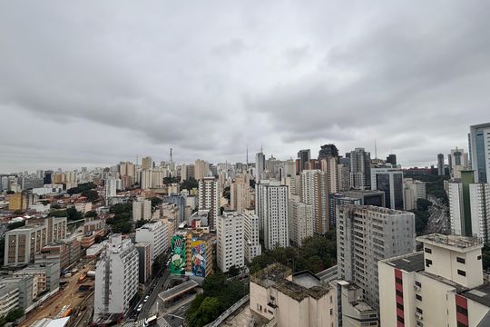 Vista da Rua de apartamento para alugar com 2 quartos, 45m² em Bela Vista, São Paulo