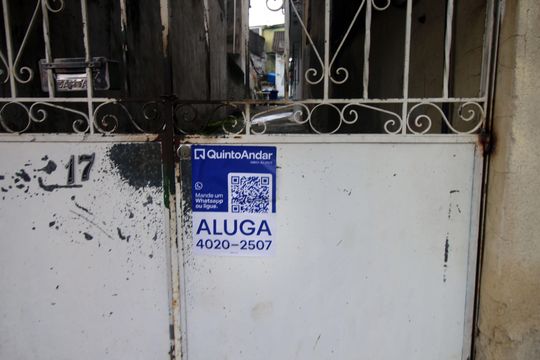 Placa de casa para alugar com 2 quartos, 60m² em Olaria, Rio de Janeiro