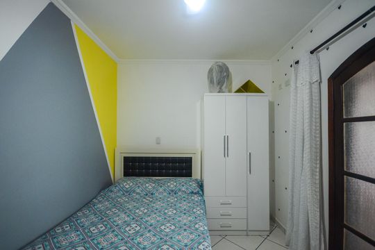 Quarto 3 de casa à venda com 3 quartos, 152m² em Vila Zat, São Paulo