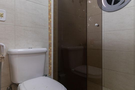 Banheiro Suíte de casa de condomínio à venda com 3 quartos, 175m² em Guaianases, São Paulo